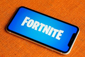 epic’s-fighting-apple-over-the-iphone-app-store,-but-gamers-mostly-use-console-and-pc-–-cnet-[cnet]