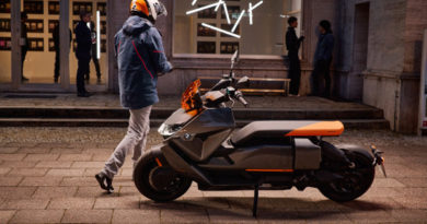 bmw-is-finally-producing-its-retro-futuristic-ce-04-electric-scooter,-but-at-$12k-will-anyone-buy-it?-[techcrunch]