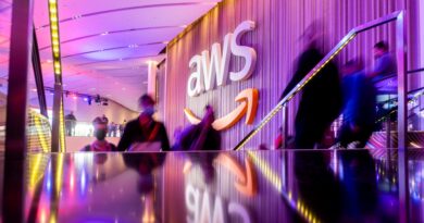 aws-suffers-another-outage-as-east-coast-datacenter-loses-power-[venturebeat]