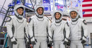 how-to-watch-spacex-launch-nasa-astronauts-on-the-crew-5-mission-to-iss-–-cnet-[cnet]