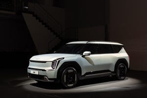 336-mile-kia-ev9-suv-debuts-with-downloadable-performance-upgrades-–-cnet-[cnet]