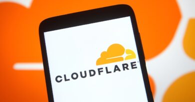 cloudflare-makes-it-simple-to-deploy-ai-apps-with-hugging-face,-launches-workers-ai-to-public-[venturebeat]