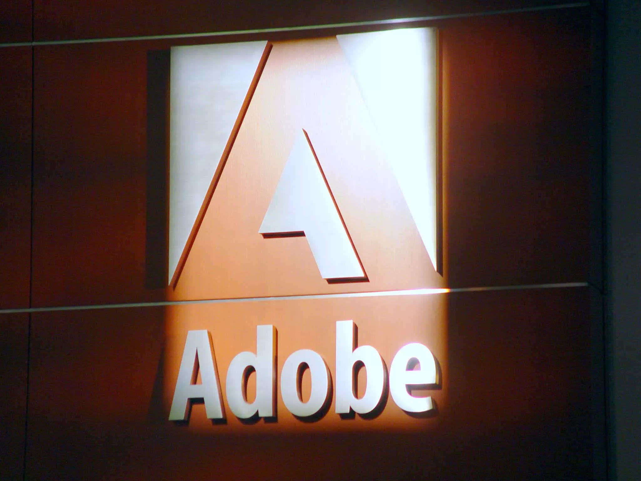 us-government-sues-adobe-over-hidden-subscription-termination-fees-and-difficult-cancellation-process-[techspot]