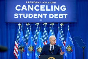 appeals-court-blocks-the-rest-of-biden’s-student-loan-forgiveness-plan,-creating-uncertainty-for-borrowers-[cnet]