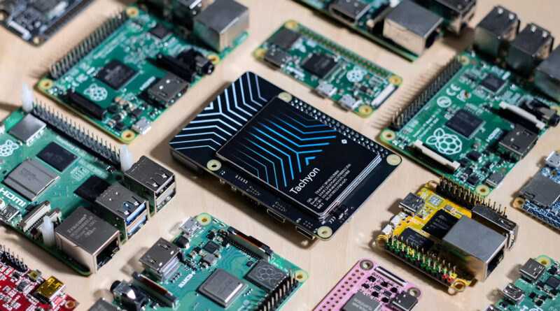 particle’s-tachyon-single-board-computer-brings-5g,-12-tops-npu-in-a-snapdragon-powered-package-[techspot]