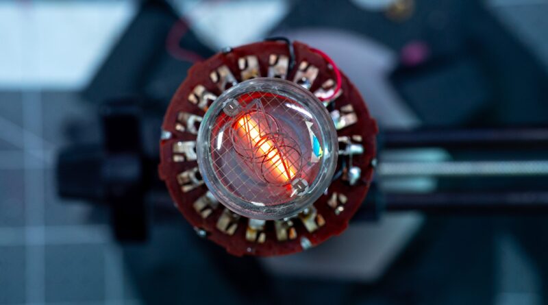 there’s-already-a-nixie-addon-for-the-2024-supercon-badge-[hackaday]