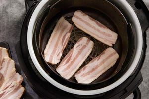 here’s-the-best-(and-fastest)-way-to-make-crispy-bacon-[cnet]